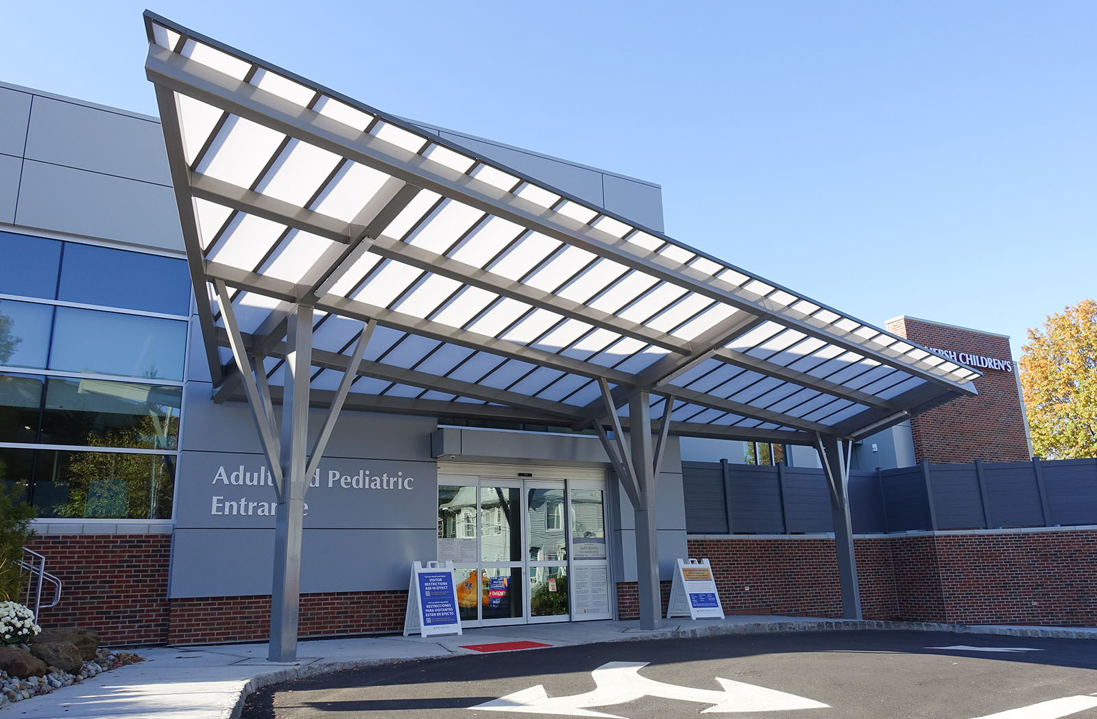 Atlantic Health Pediatric-66877a-18x52-Entrance Canopy-Healthcare