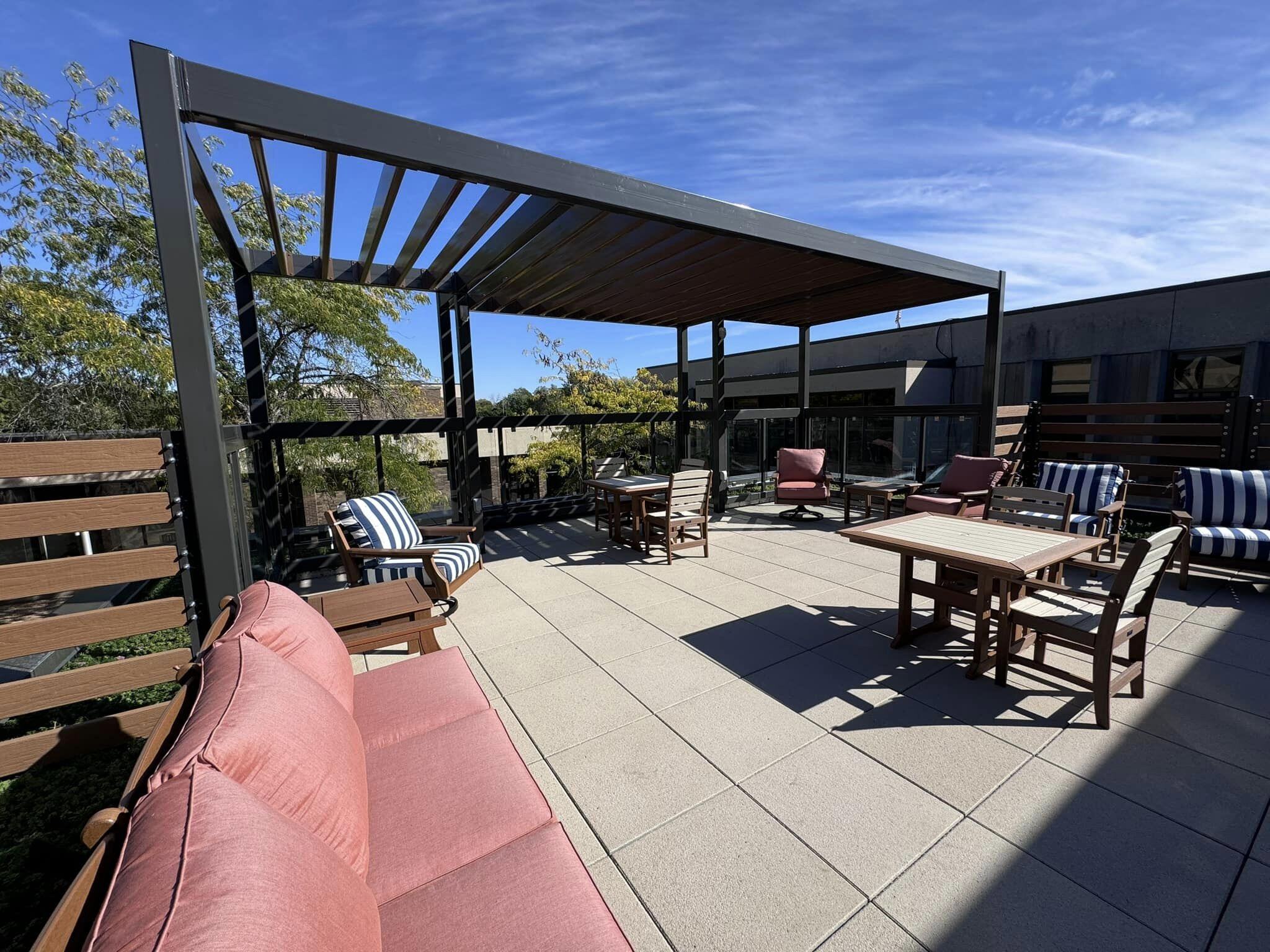 Harbor Haven-76772c-x-Rooftop-Senior