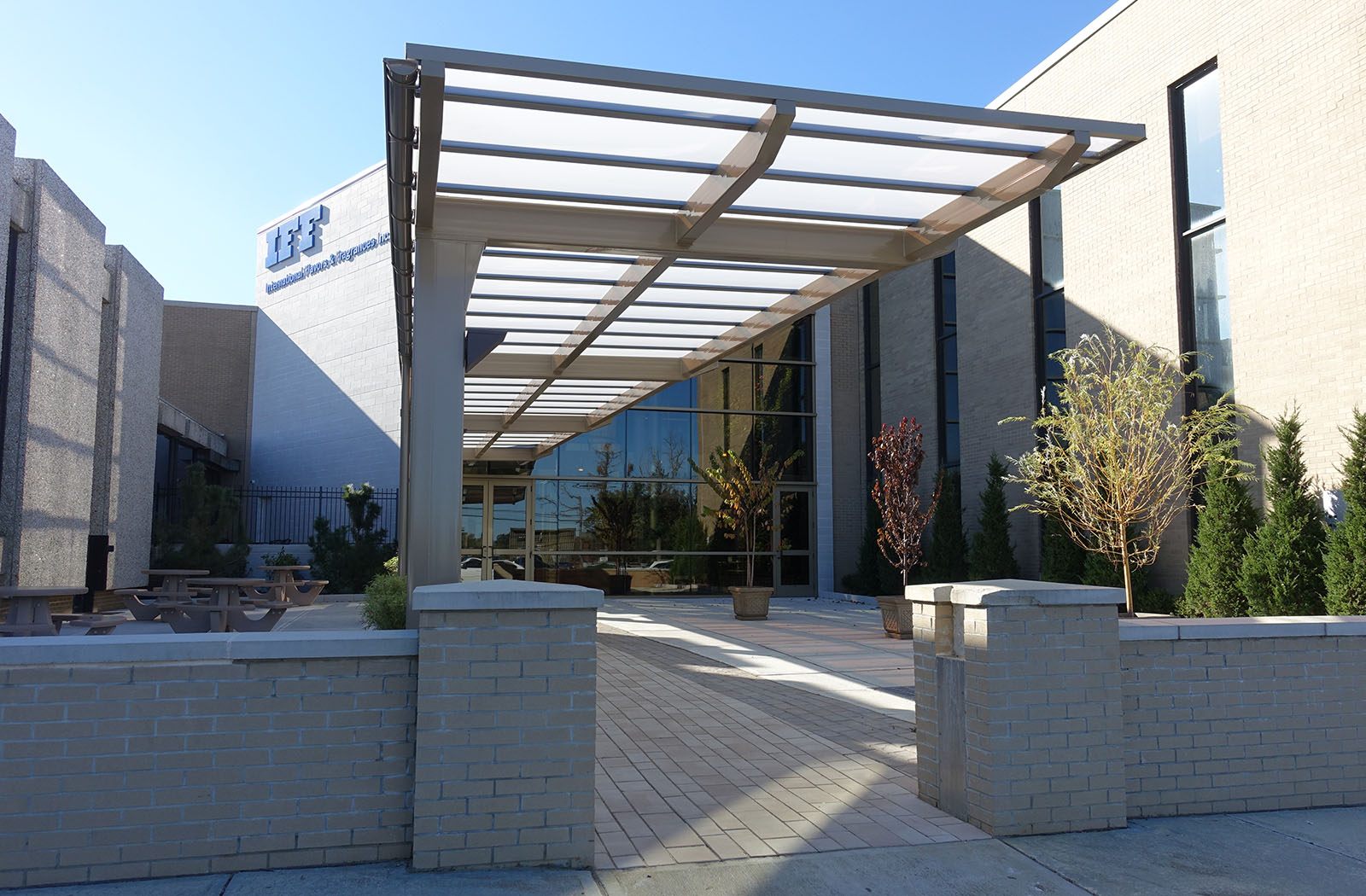 IFF-59252d-14x56-Walkway Covers-Commercial