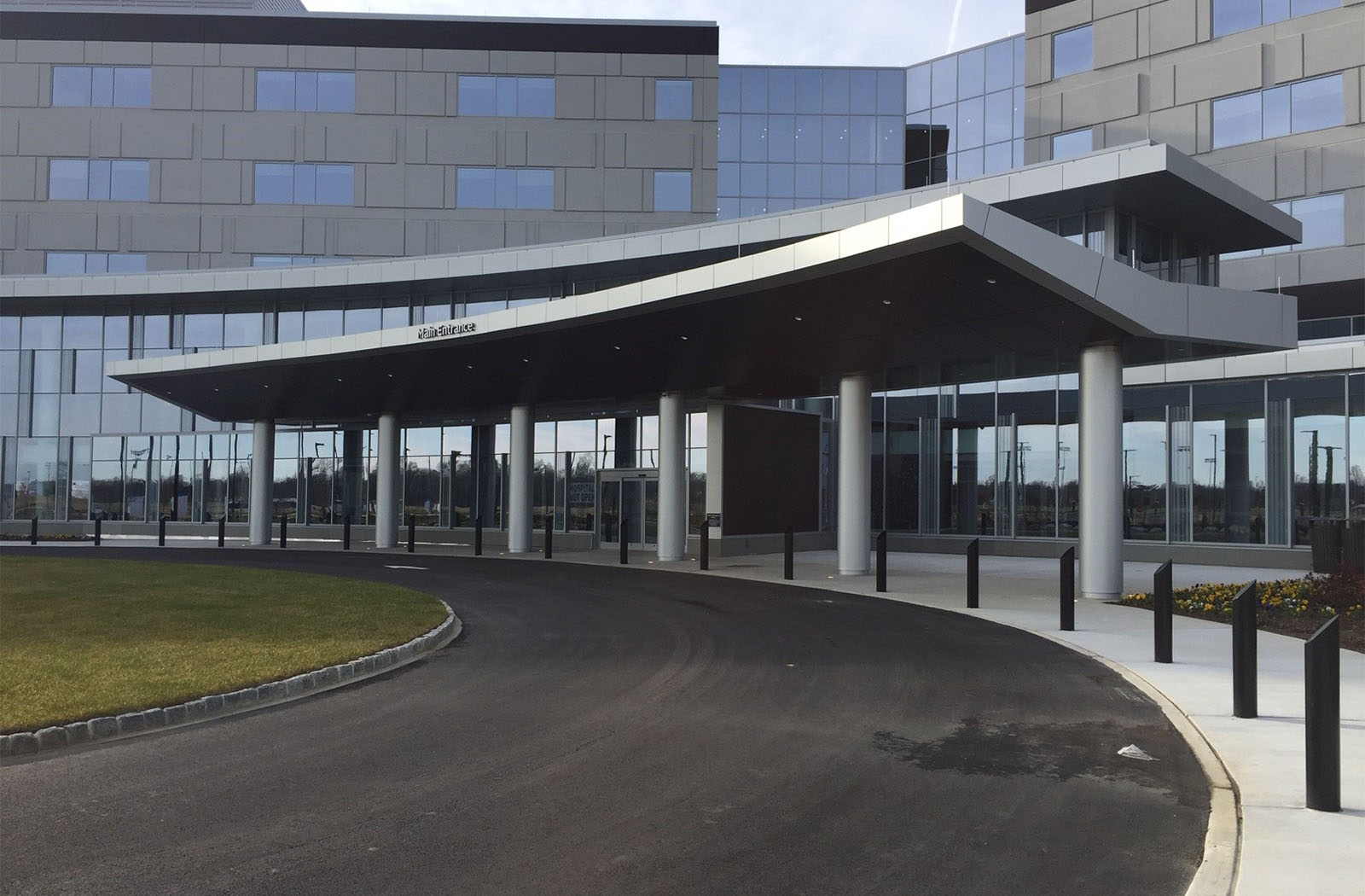 Inspira Health-xxxxxxb-x-Entrance Canopy-Healthcare