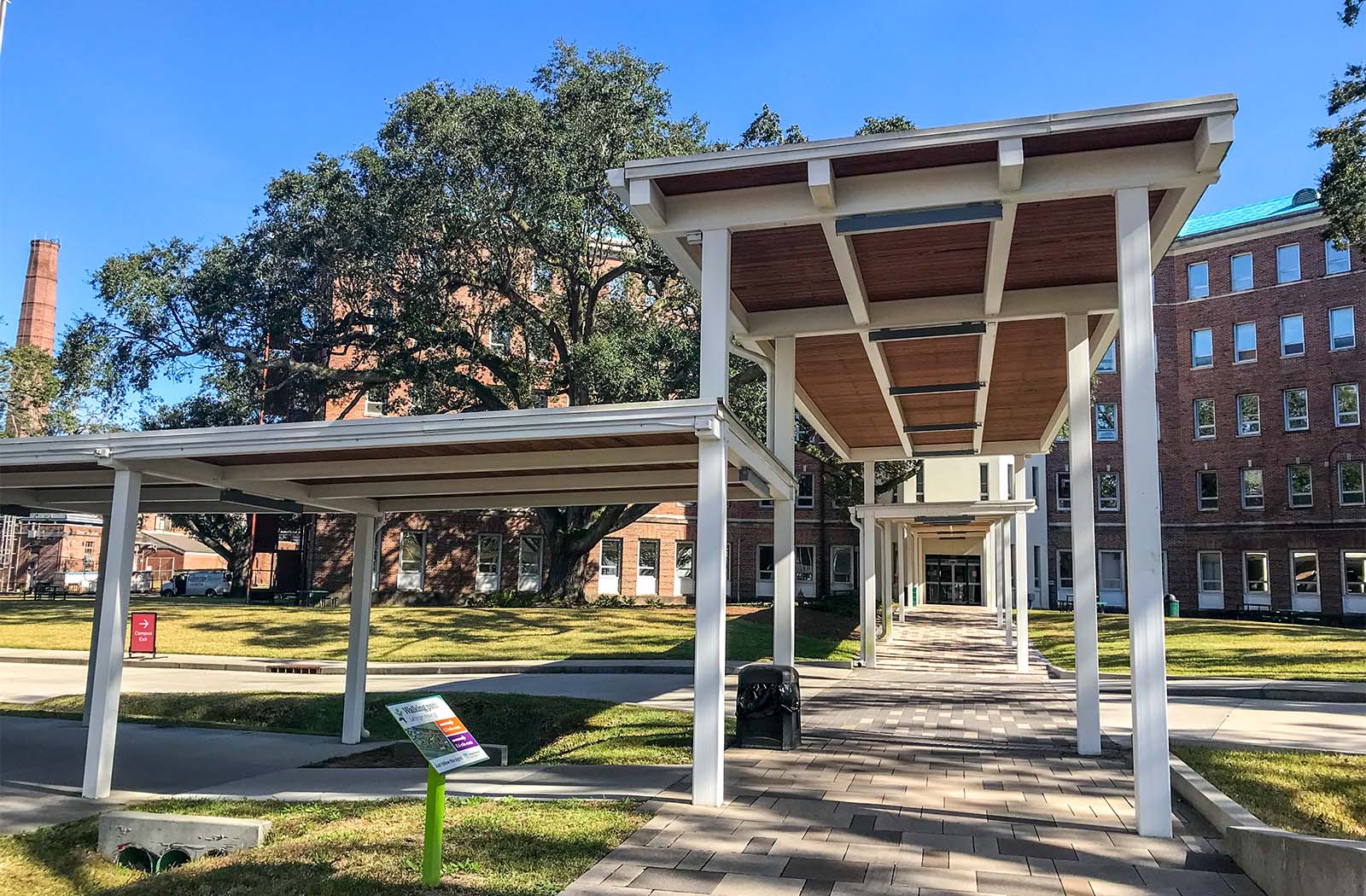 New Orleans Childrens Hospital -xxxxxxa-x-Entrance Canopies-Walkway Covers-Healthcare