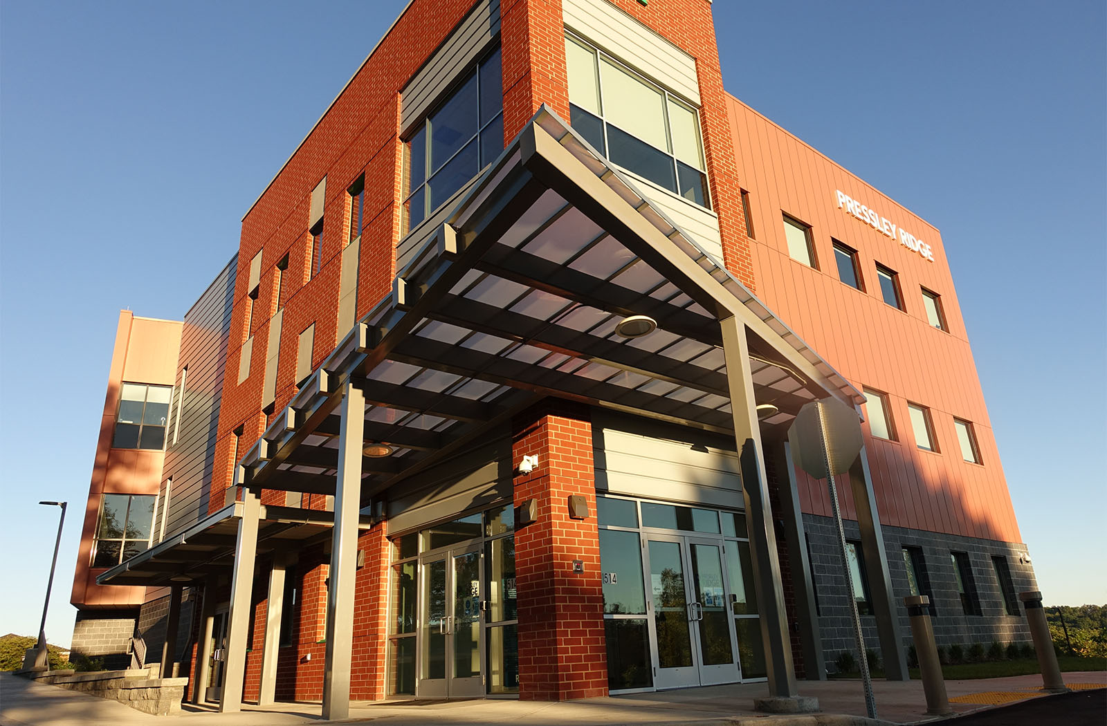 Pressley Ridge School-63593d- 29x62-Entrance Canopy-Education