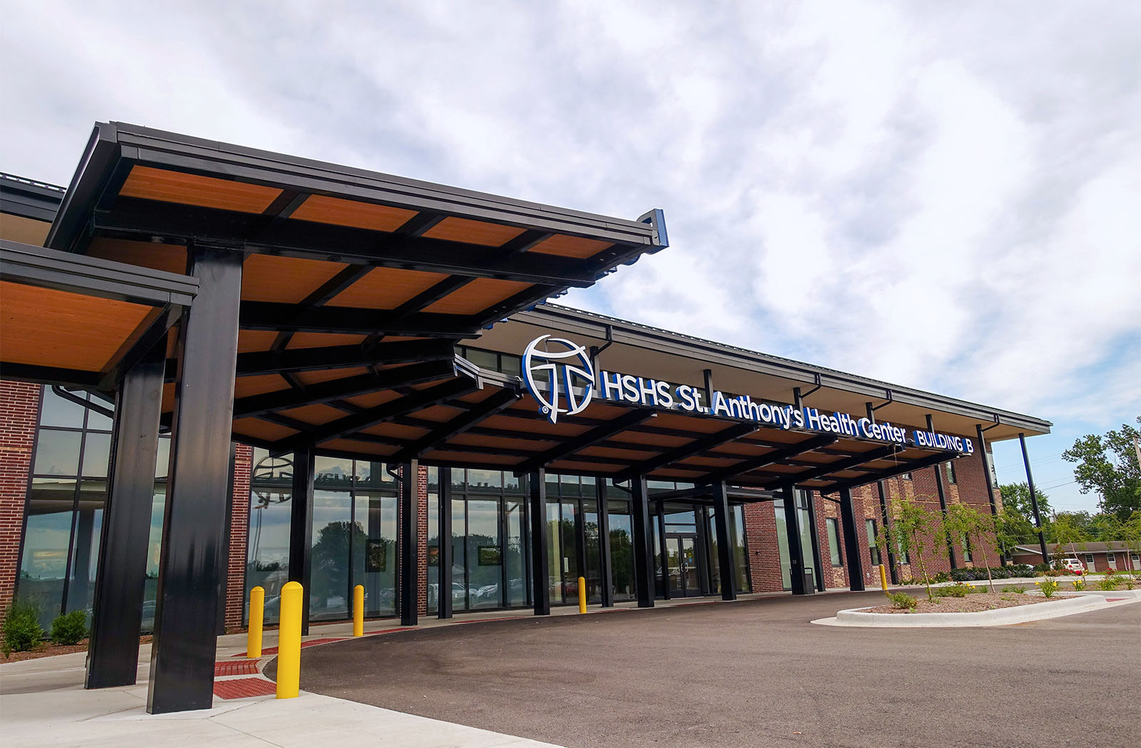 Saint Anthonys-61074a-18x134-Entrance Canopy-Healthcare